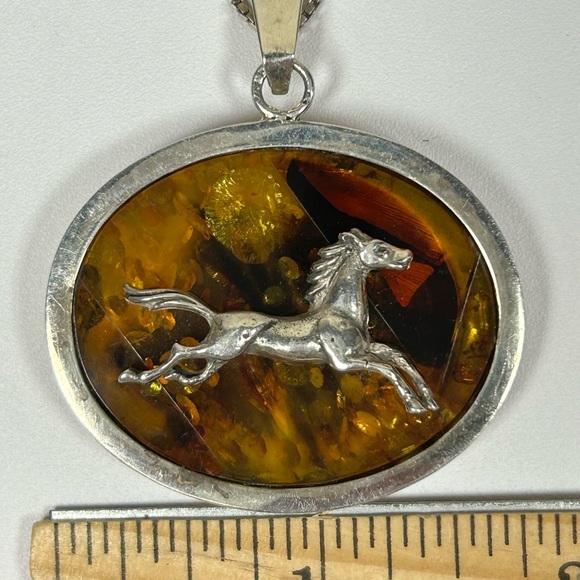 Sterling Silver 925 Horse Baltic Amber Necklace Box Italy Chain Large Pendant - Picture 8 of 10